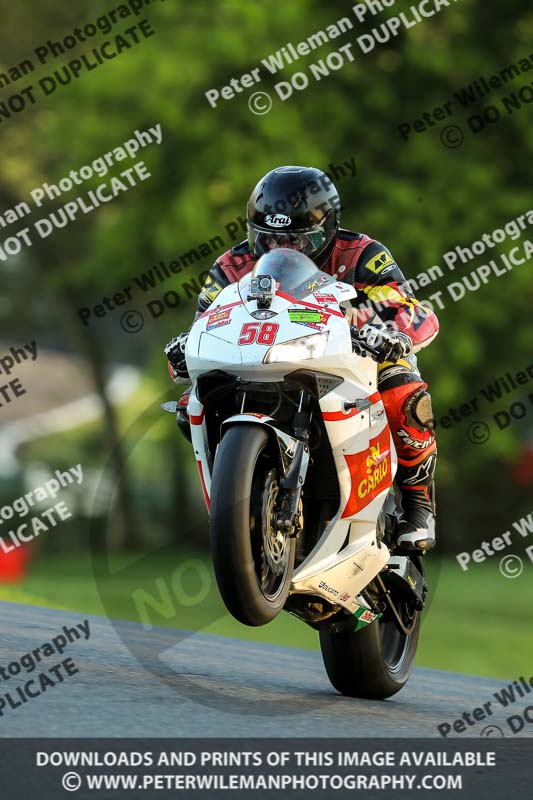 cadwell no limits trackday;cadwell park;cadwell park photographs;cadwell trackday photographs;enduro digital images;event digital images;eventdigitalimages;no limits trackdays;peter wileman photography;racing digital images;trackday digital images;trackday photos